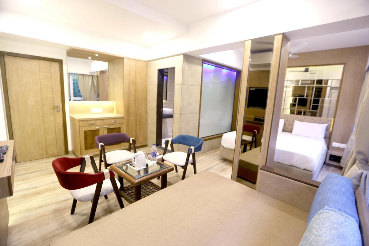 Hotel Sa Residency Mira-Bhayandar Экстерьер фото